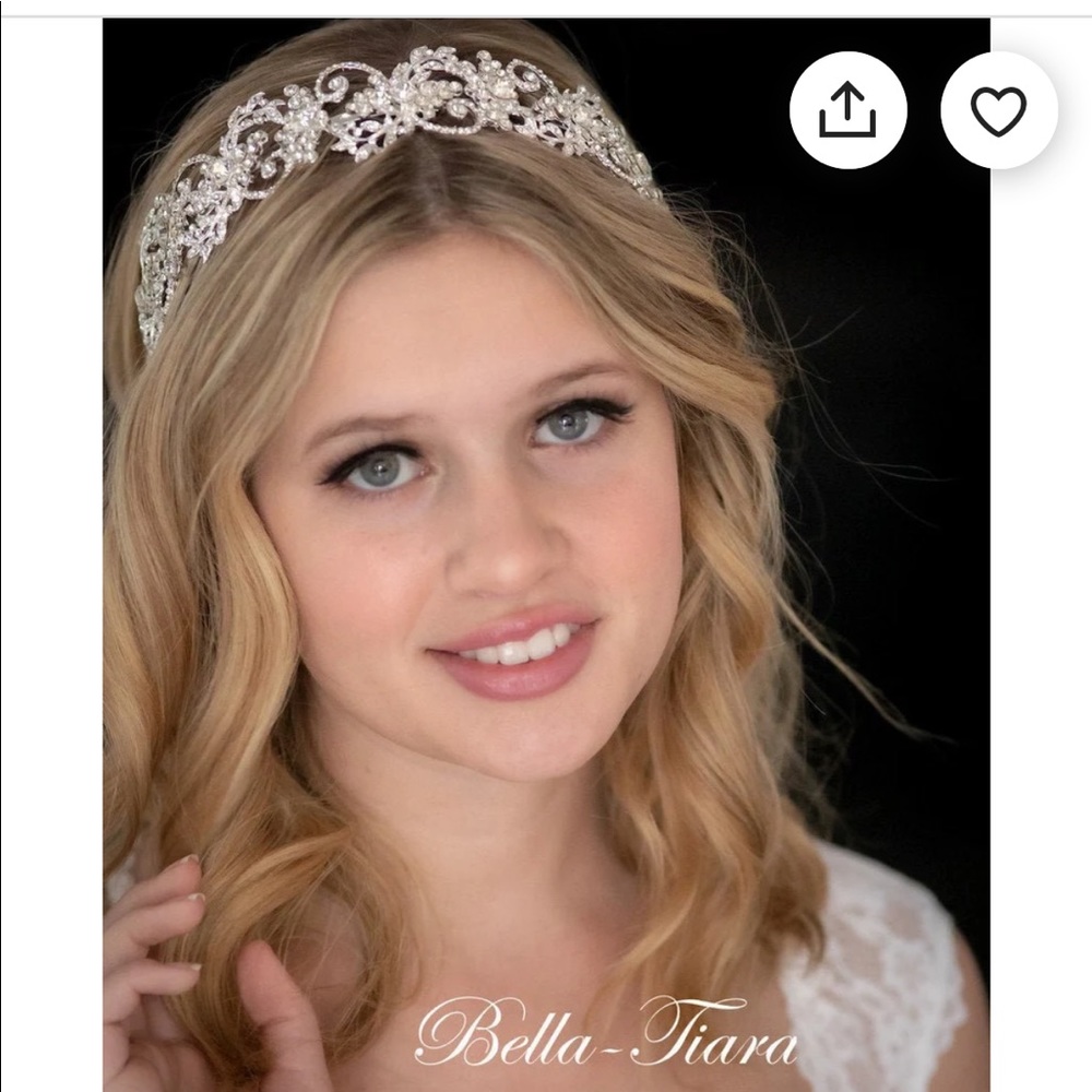 BellaTiara (Etsy) headband for wedding